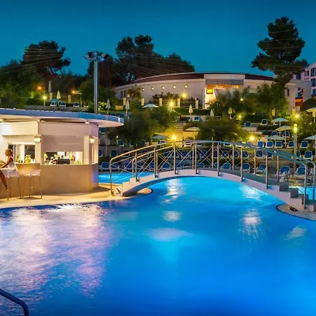 Resort Tourist Settlement Belvedere 4*