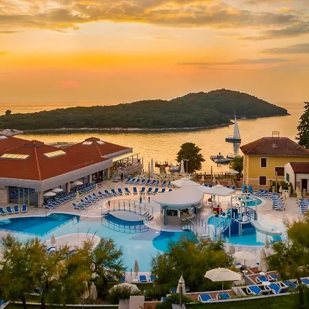 Resort Tourist Settlement Belvedere